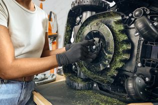 Slika ZAMENJAVA NOŽEV BREZ UPORABE ORODJA (iMOW)