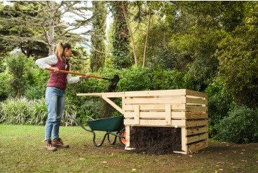 Sami izdelajte kompostnik