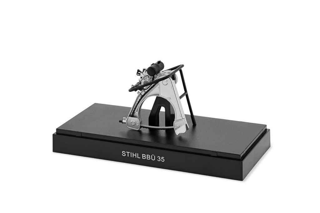 Slika Zgodovinski model motorne žage STIHL "BBÜ"