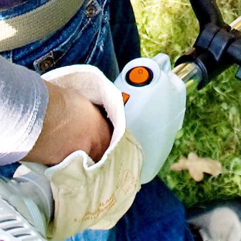 Slika Multifunkcionalni ročaj za enoročno upravljanje